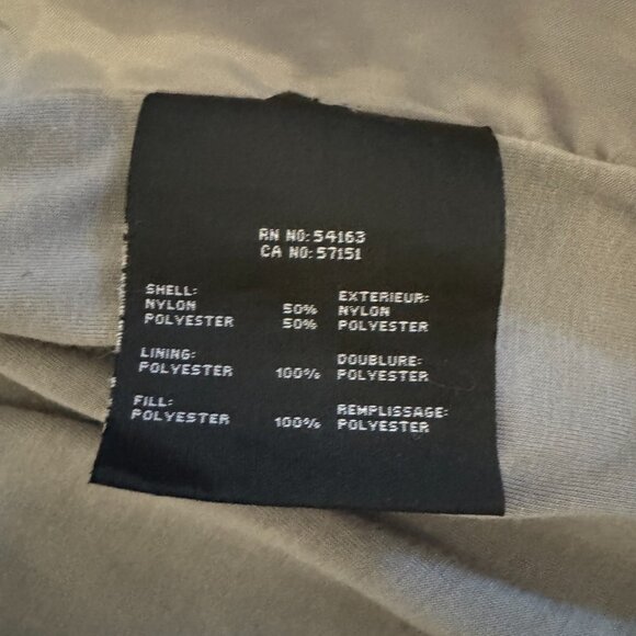 Andrew Marc Marc New York Puffer Ribbed Vest - Picture 9 of 10